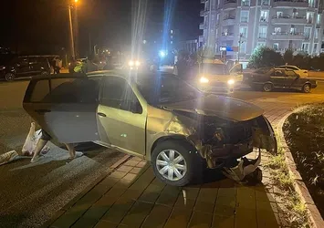 Edirne'de trafik kazası! 3 kişi yaralandı