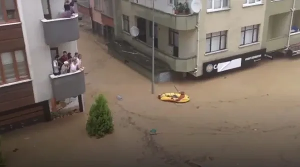 1627376018589.jpg 'Boğuluyorum' feryadı yürekleri yaktı! Yardımına böyle koştu - 1
