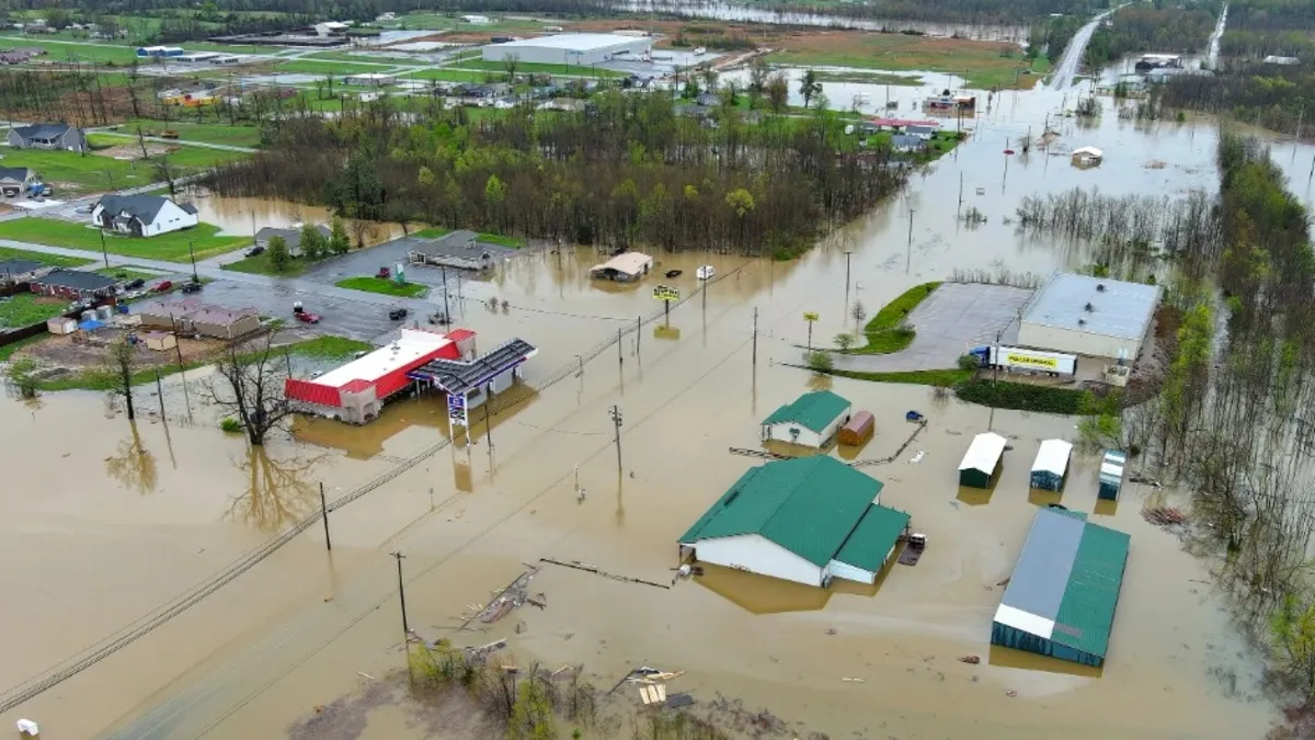 ABD'de sel felaketi: Can kaybı 24'e yükseldi
