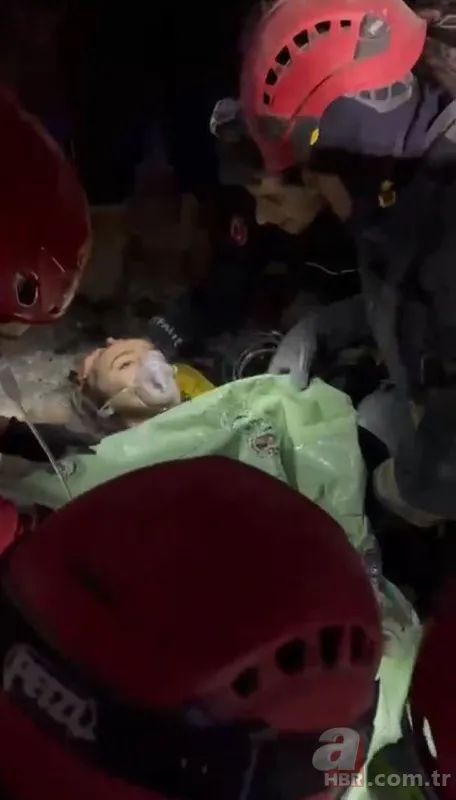 Enkazdan çıkan Ayfer ‘Gül Beyaz Gül’ ile hayata tutunmuştu! Zeynep Bastık'tan açıklama geldi! “Eğitim hayatlarında yanlarında olacağım” 7