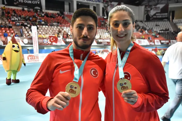 milli-sporcular-erman-eltemur-ile-eda-eltemur-altin-madalya-kazandi-1653742132260.jpg Milli sporcular Erman Eltemur ile Eda Eltemur altın madalya kazandı - 3