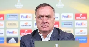 Advocaat’tan kadro dışı tehdidi