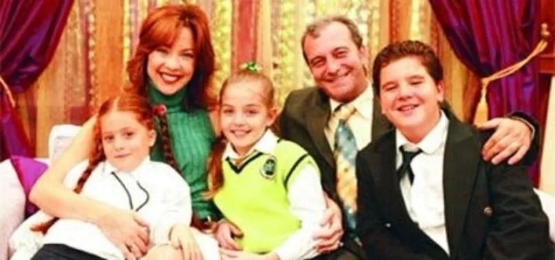 sihirli annem ne zaman basladi ve bitti sihirli annem kac yilinda cekildi sihirli annem oyunculari kimdir