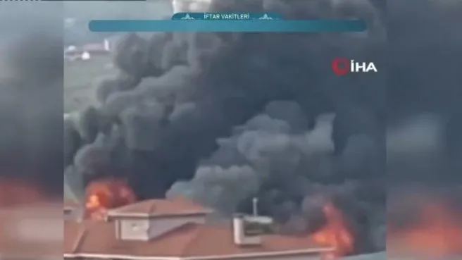 İşçilerin bulunduğu konteynerde yangın! Arnavutköy'de çıkan yangına ekipler müdahale ediyor
