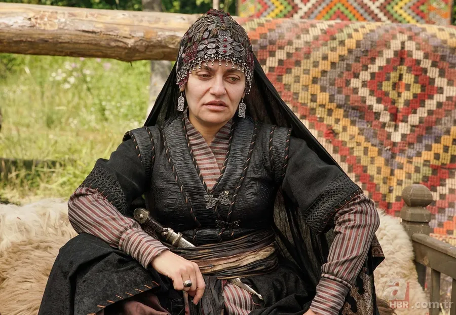 Kuruluş Osman’da Osman Bey Balgay’la kozlarını paylaşıyor! 11