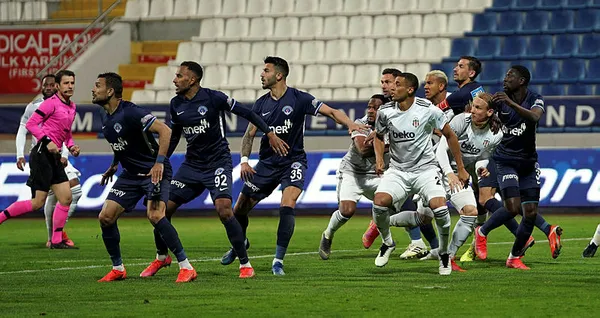 kartal-deplasmanda-yara-aldi-kasimpasa-1-0-besiktas-mac-sonucu-ozet-1617560357894.jpg Kartal deplasmanda yara aldı! Kasımpaşa 1-0 Beşiktaş (MAÇ SONUCU-ÖZET) - 1