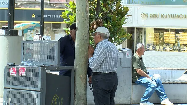 1689346485053.jpg İstanbul 40 dereceyi gördü! Şehir tarihi günlerinden birini yaşadı! Vücut ısısını düşürmenin yolları... - 3
