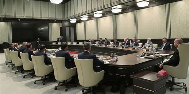 Kabine Toplantısı son dakika: Okullar 2 Kasım’da hangi sınıflara açılıyor? 5. ve 9. sınıflar için okullar ne zaman açılacak?