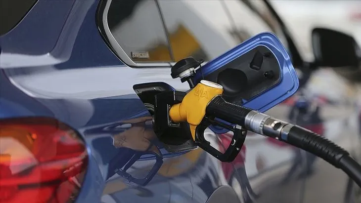 BENZİN FİYATLARI DEĞİŞİYOR! Mazot, LPG ve benzin fiyatı ne kadar, kaç TL? 9 Ocak 2023 Güncel AKARYAKIT FİYATLARI
