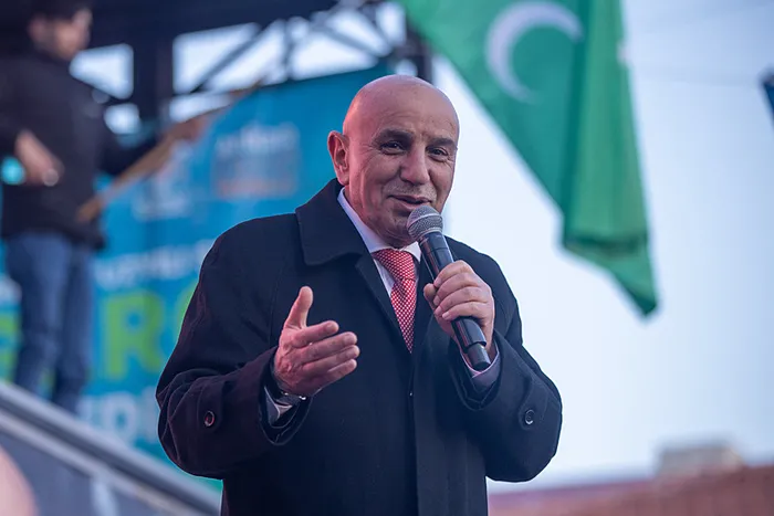 Cumhur İttifak ABB Başkan adayı Turgut Altınok’tan CHP’nin ’Yavaş’ına ayar: Ankara’nın sokaklarında gören yok, Londra’da gören çok!