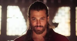 DJ sevgilisiyle Bodrum sahillerinde!