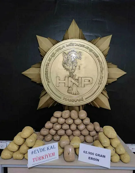 Hakkari'de 114 kilo 900 gram eroin ele geçirildi - 1