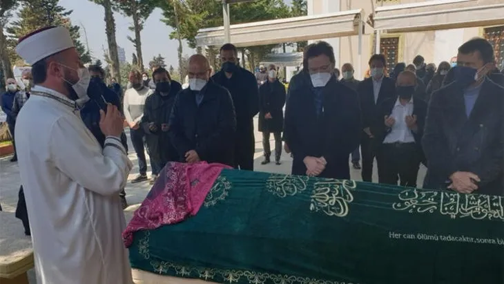 Mehtap Ar'a son veda! Müjde Ar ayakta durmakta zorlandı