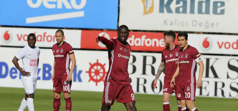 Demba Ba sahalara döndü