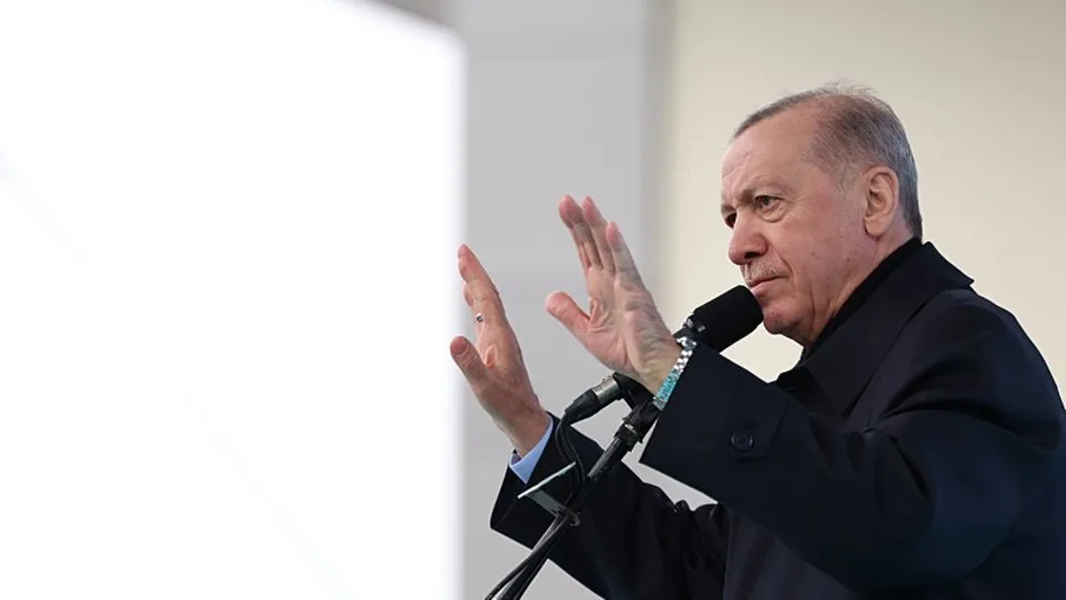 Başkan Erdoğan: Nüfustaki azalma bir beka sorunu, savaştan daha tehlikeli!