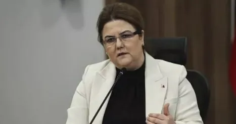 iste-alman-medyasi-deutsche-wellenin-kirli-algi-oyunu-kadinlari-fuhusa-ozendiren-haberine-cig-gibi-tepkiler-ge-1656185881876.jpg İşte Alman medyası Deutsche Welle'nin kirli algı oyunu! Kadınları fuhuşa özendiren haberine çığ gibi tepkiler gelmişti! - 6