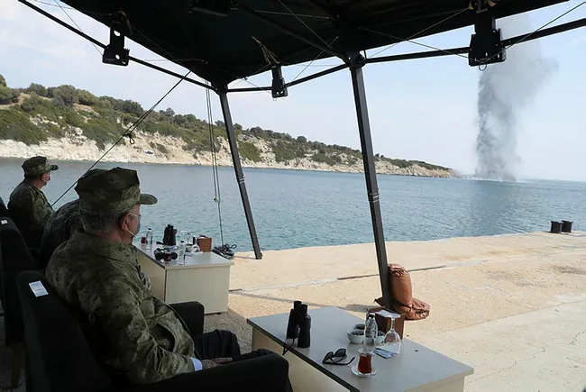 Bakan Akar: Biz diyalogdan yanayız, fakat herhangi bir oldubittiye izin vermeyiz - 1