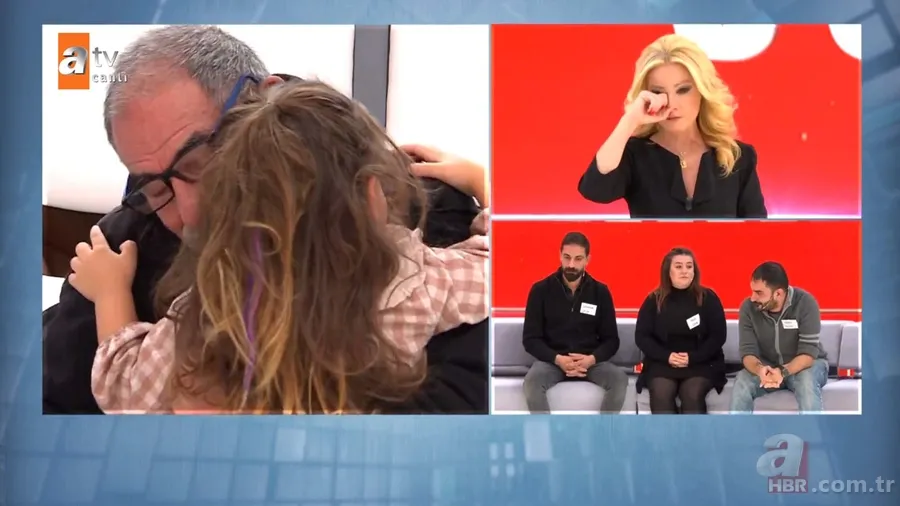 33 yıllık hasret Müge Anlı’da bitti! Turan Çelik oğluna canlı yayında kavuştu! Dede torunun kucaklaşması gözyaşlarına boğdu 12