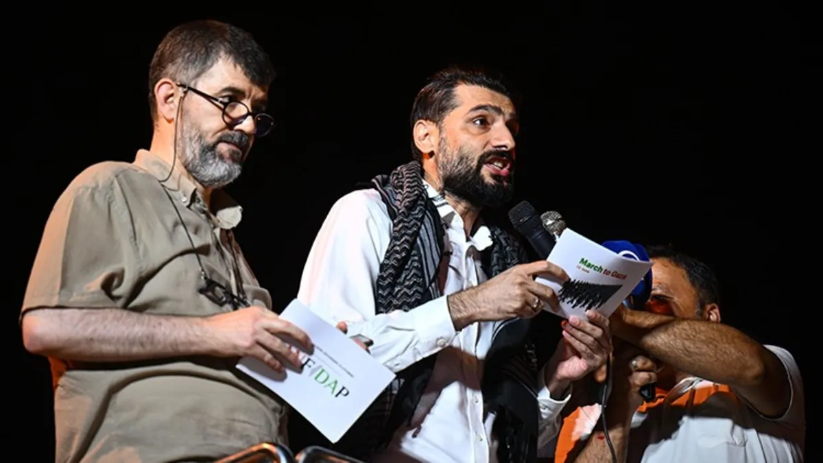 "Küresel Gazze Yürüyüşü" aktivistlerine destek yürüyüşü! "Küresel vicdan siyonizmi yenecek"