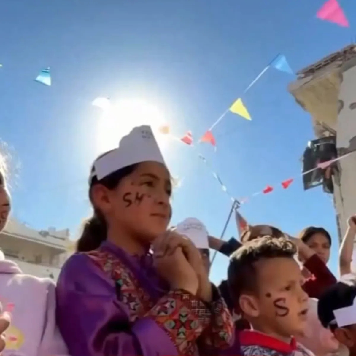 Gazze'de enkazlar arasında 23 Nisan coşkusu: İsrail zulmü altında çocukların direnişi