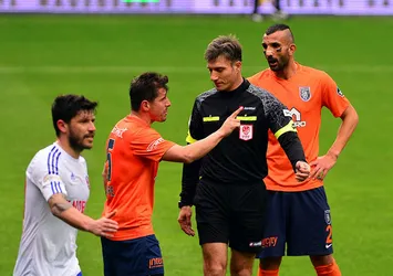 Başakşehir maçlara çıkmayacak!