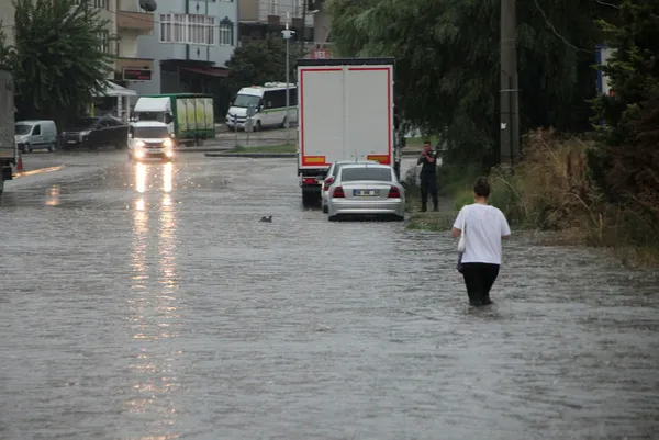 1661440814336.jpg Son dakika hava durumu: Sağanak yağış aralıksız sürecek! Meteoroloji gün vererek uyardı! İstanbul Ankara İzmir'de hava nasıl olacak? - 4
