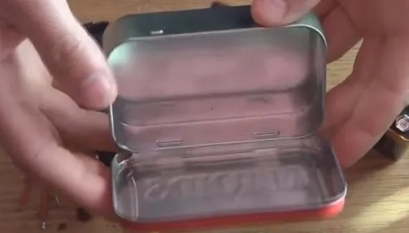 Rus öğrenci teneke kutuyu bakın neye dönüştürdü