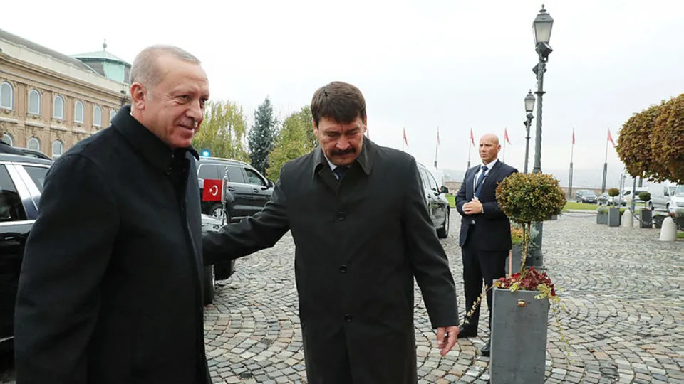 Başkan Erdoğan Macaristan'a geldi