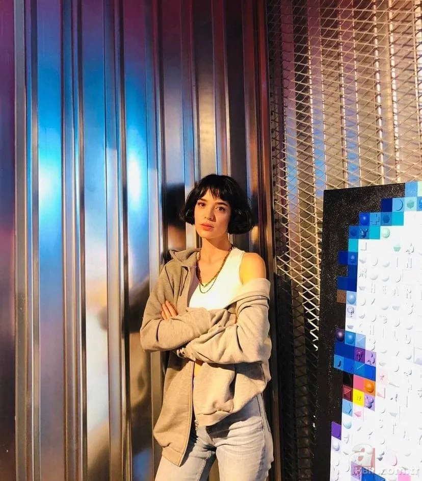 Yalnız Kurt Mira kimdir, gerçek adı ne? Yalnız Kurt Yaprak Medine kimdir, kaç yaşında? İşte Instagram hesabı... 7