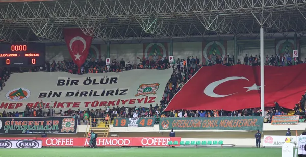 Seyircili maç ne zaman oynanacak | TFF Başkanı Nihat Özdemir o tarihe dikkat çekti - 6