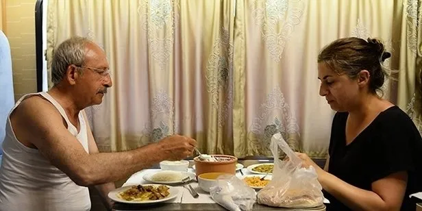 Kemal Kılıçdaroğlu'nun fanilalı pozu servis edildi - 1