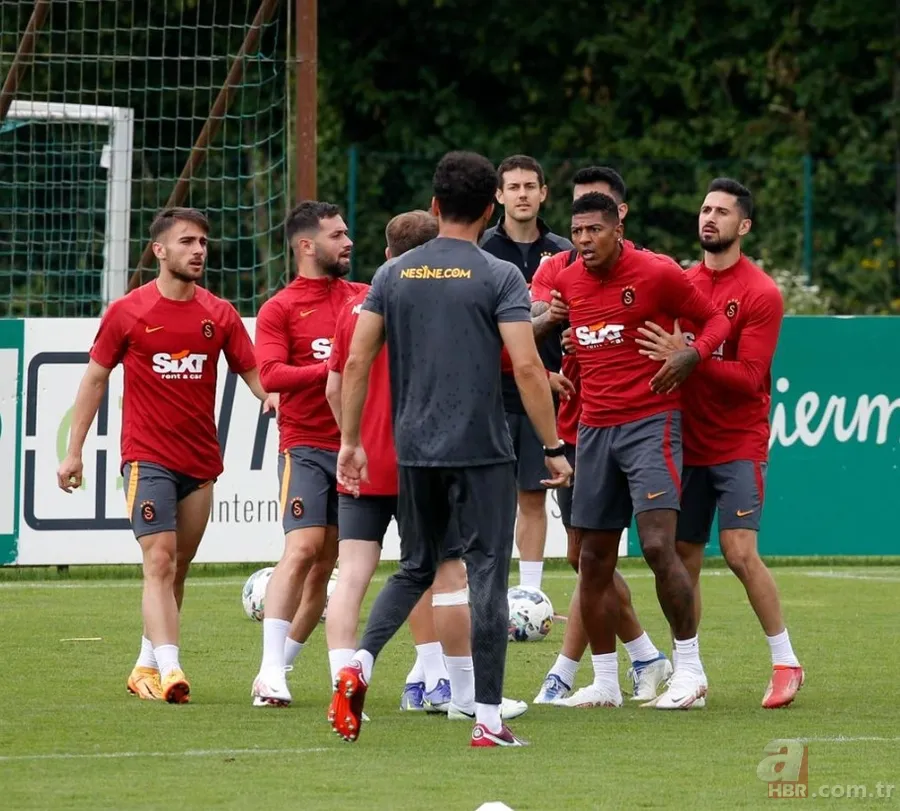 Galatasaray'da ikinci kavga şoku! Kerem Aktürkoğlu ile Patrick van Aanholt tekme tokat birbirine girdi 2