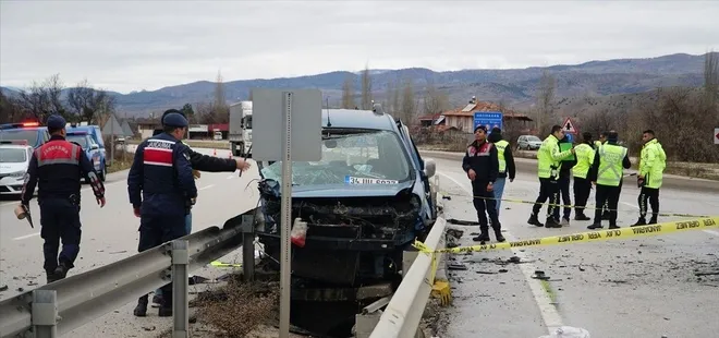Çorum'da zincirleme kaza: 2 ölü 5 yaralı