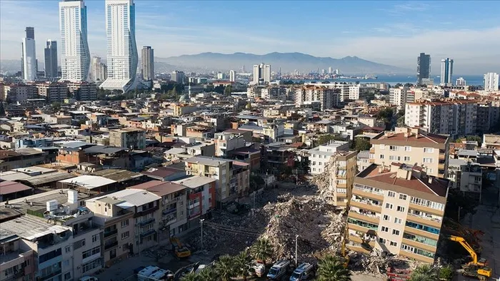 1720343773694.jpg İzmir için korkutan uyarı! Önlem alınmazsa tüm şehri deniz suyu basacak! Uzman isim tarih verdi... - 5