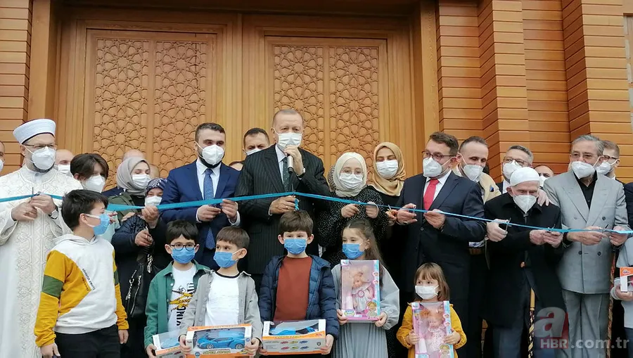 Başkan Erdoğan baba ocağı Rize'de! Ahmet Erdoğan Camii'nin açılışını gerçekleştirdi 3