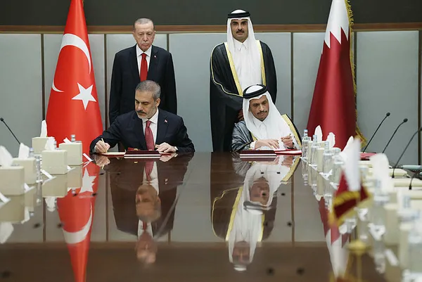 korfezde-ikinci-durak-katar-dunya-yakindan-takip-ediyor-yatirim-ve-ticaretin-merkezi-turkiye-olacak-1689702897053.jpg