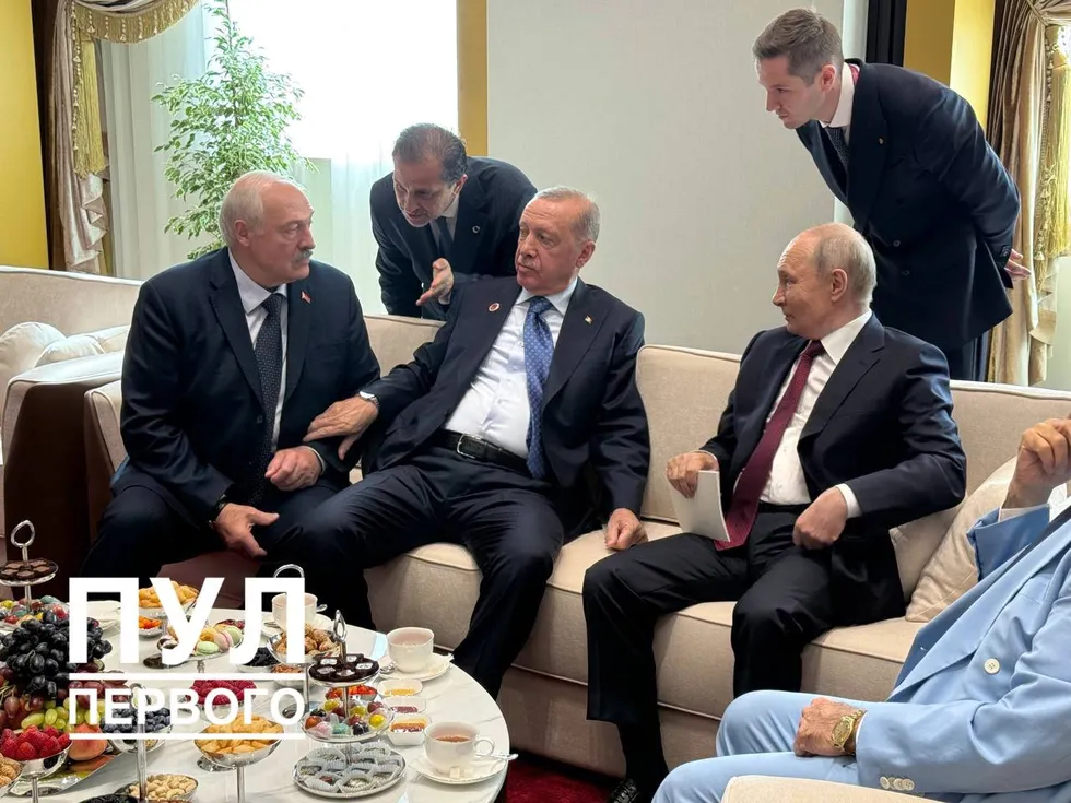 Başkan Erdoğan’dan Kırgızistan çıkarması! Dünya liderleriyle bir araya geldi - 1
