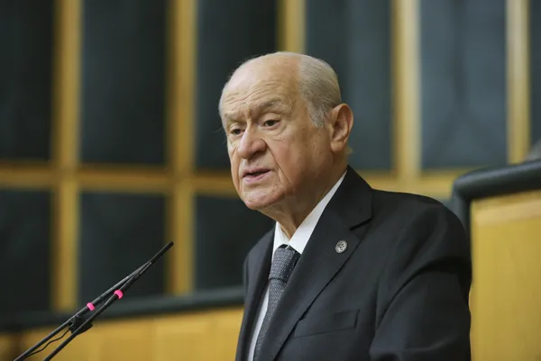 son-dakika-mhp-grup-toplantisi-devlet-bahceli-onemli-aciklamalarda-bulunuyor-1656403381884.jpg Son dakika: MHP Grup Toplantısı | Devlet Bahçeli: Erdoğan'ın adaylığı yasaldır - 2