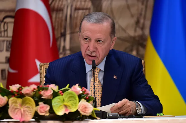 Başkan Recep Tayyip Erdoğan ve Volodimir Zelenskiy’den ortak basın toplantısı!