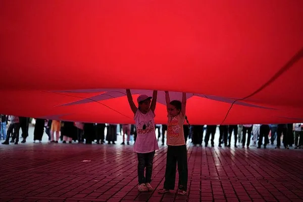 İstanbullular mazlumlara ses oldu! Beyazıt Meydanı’ndan Ayasofya’ya Filistin’e destek yürüyüşü: Katil İsrail işbirlikçi Amerika