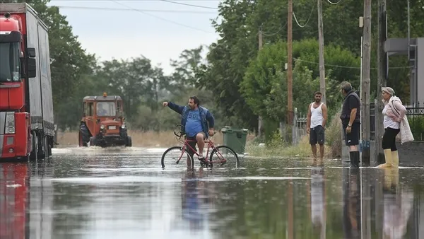 Yunanistan’daki selde ölü sayısı 17’ye yükseldi