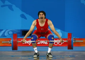 Milli sporcu kalp krizi geçirdi!