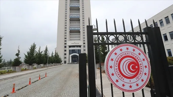 1723272940829.jpg e-Ticaretteki iade masraflarının tüketiciye yansıtılması 1 yıl ertelendi! Ticaret Bakanlığı duyurdu... - 2