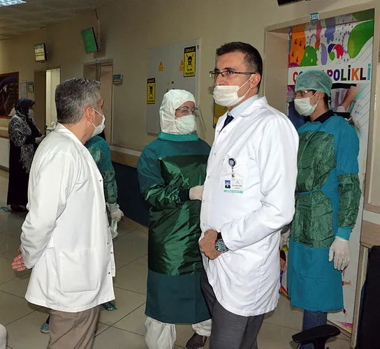 Erzurum’da diş hekimleri ek ödemelerini hastanede görevli 86 personel ile paylaştı - 2