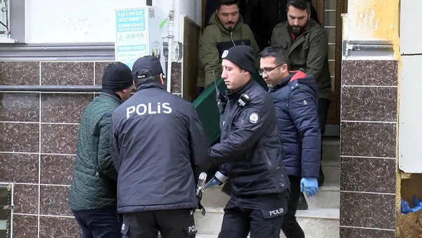 İstanbul Esenyurt'ta Suriyeli eski savaş pilotu boğazı kesilerek öldürüldü - 3
