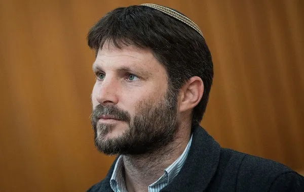 1704129060963.jpg Soykırımcı İsrail yine hayal görüyor: Siyonistlerin Filistin’deki amacı aşikar oldu! Maliye Bakanı Bezalel Smotrich işgal planını açıkladı - 3