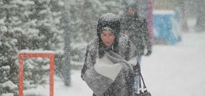 Kar yağsa hava yumuşar dedirten soğuklar geldi ❄ Soğuk hava dalgası yurdu etkisi altına aldı! Kar yağışı etkili oluyor ⛄ Meteoroloji’den İstanbul için flaş uyarı