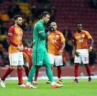 Galatasaray evinde Başakşehire kaybetti.