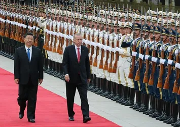 Başkan Erdoğan Çin'de törenle karşılandı