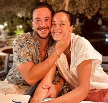 Pelin Akil ile Anıl Altan ikizlerin doğum gününde bir araya geldi!